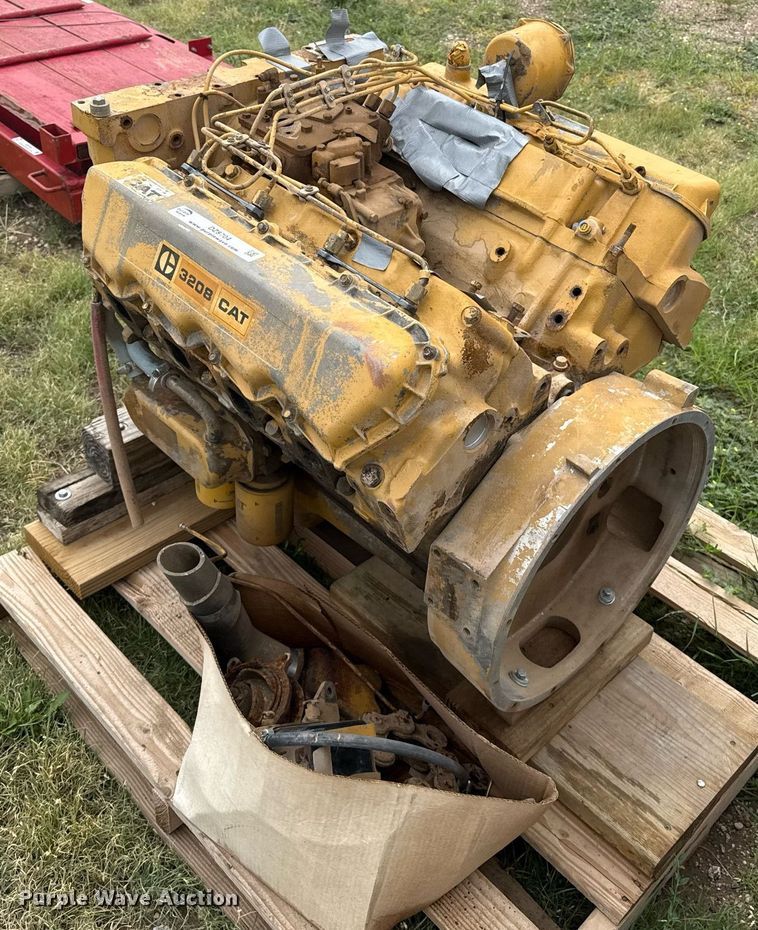 image for item DZ8704 Caterpillar 3208 engine
