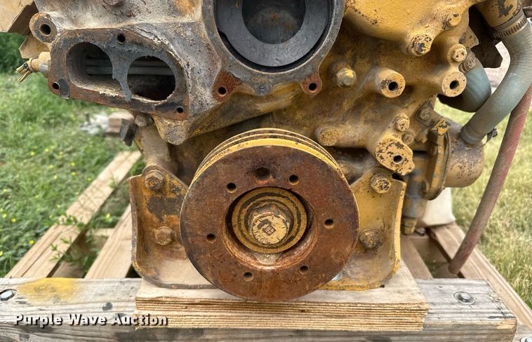 image for item DZ8704 Caterpillar 3208 engine