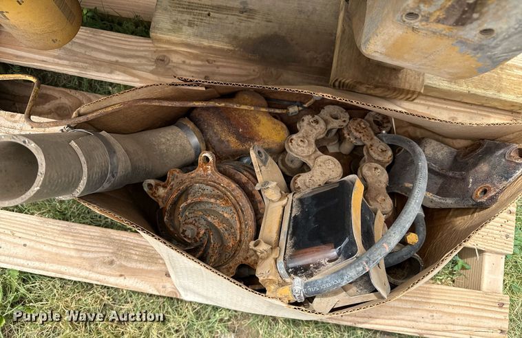 image for item DZ8704 Caterpillar 3208 engine