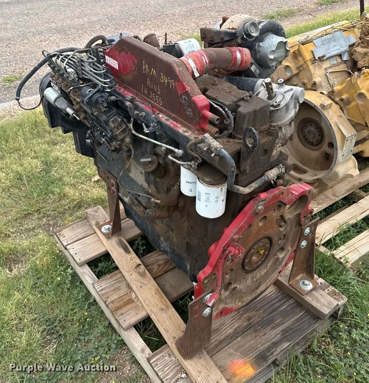 image for item DZ8705 Cummins 6TA-830 engine