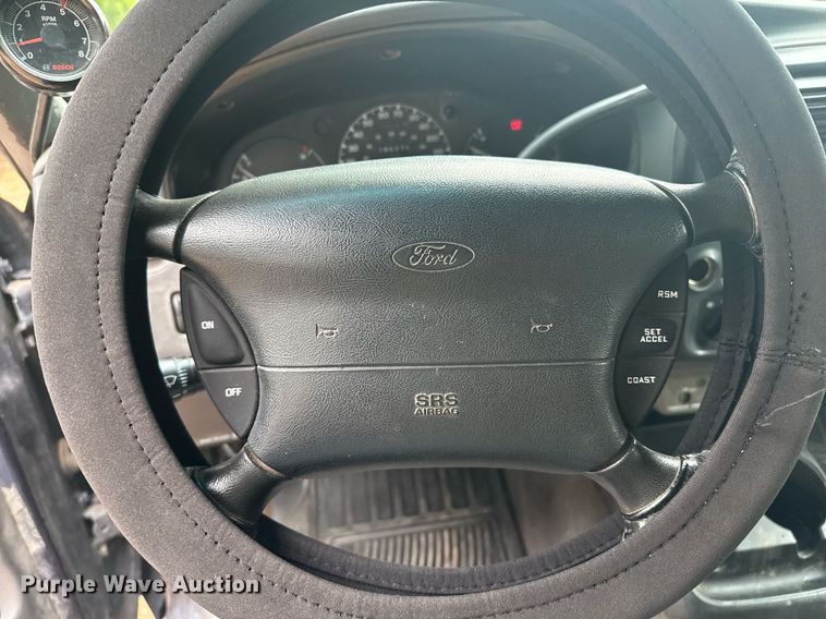 image for item DZ8709 2000 Ford Ranger SuperCab pickup truck