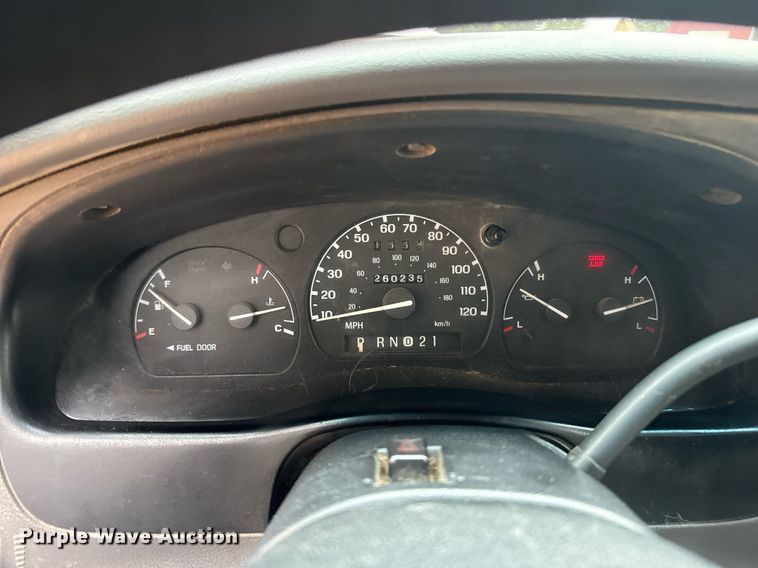 image for item DZ8709 2000 Ford Ranger SuperCab pickup truck