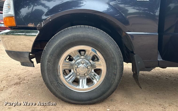 image for item DZ8709 2000 Ford Ranger SuperCab pickup truck