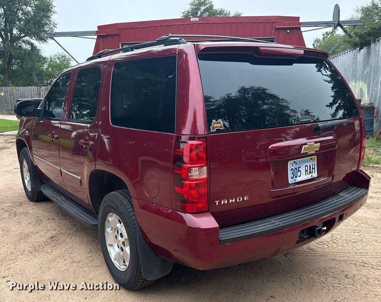 image for item DZ8710 2011 Chevrolet Tahoe SUV