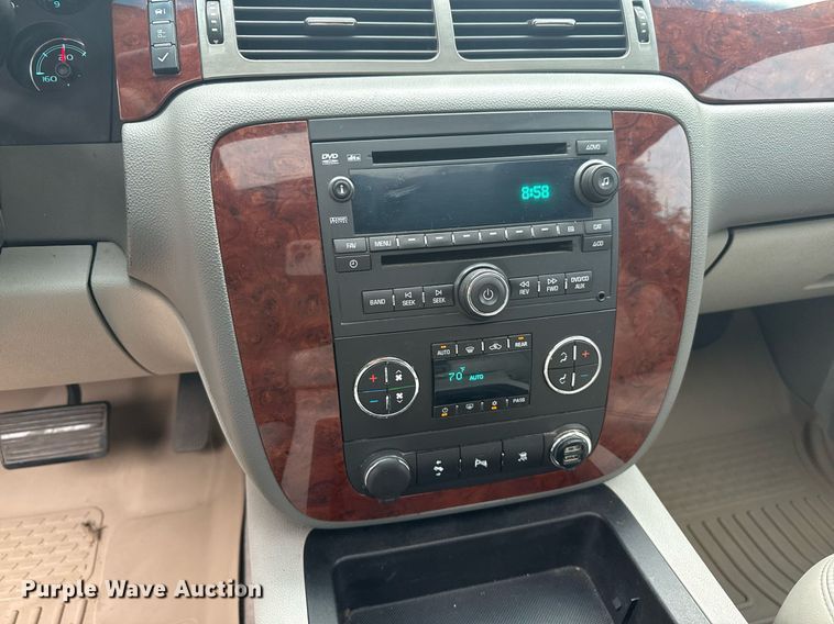 image for item DZ8710 2011 Chevrolet Tahoe SUV