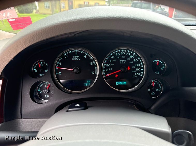 image for item DZ8710 2011 Chevrolet Tahoe SUV