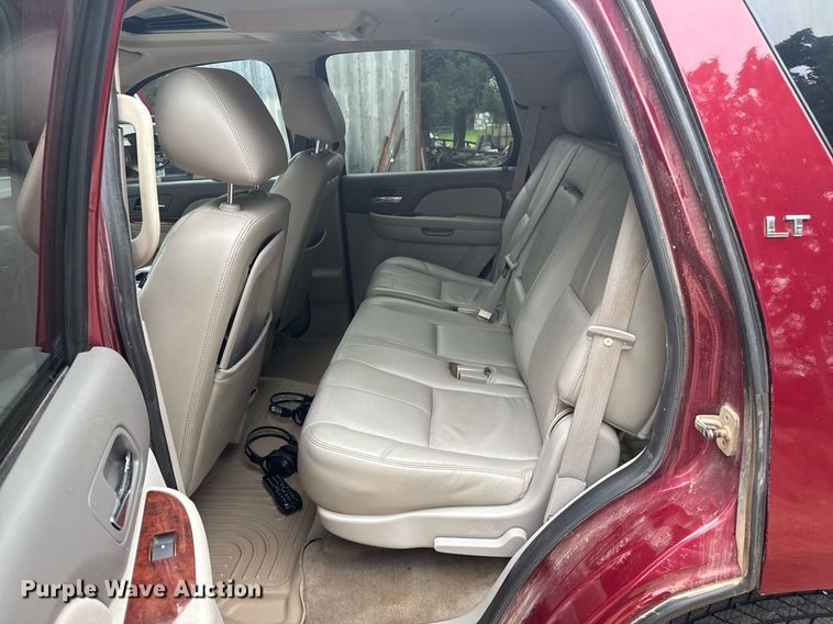 image for item DZ8710 2011 Chevrolet Tahoe SUV