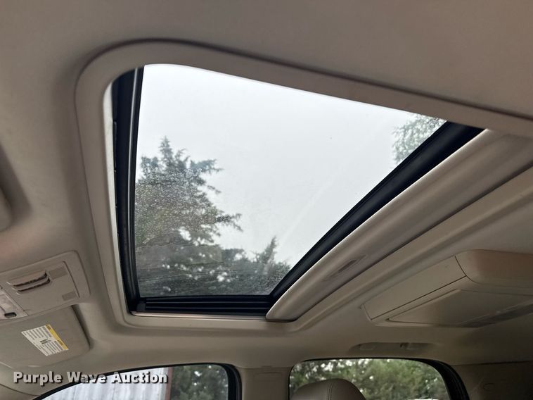 image for item DZ8710 2011 Chevrolet Tahoe SUV