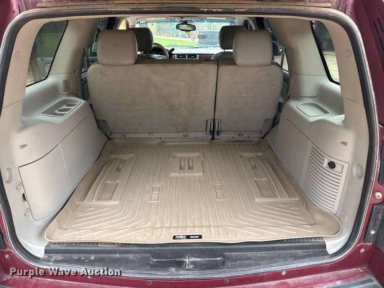 image for item DZ8710 2011 Chevrolet Tahoe SUV