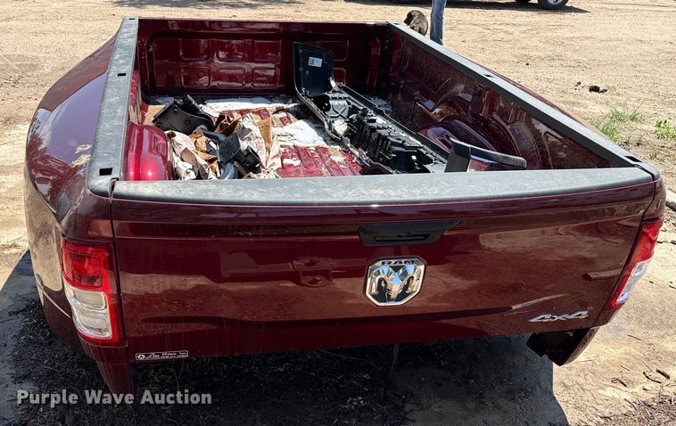 image for item DZ8716 Pickup truck bed