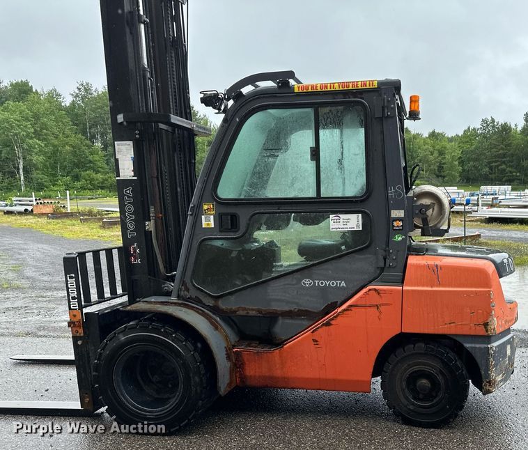 image for item EB2765 2015 Toyota 8FGU32 forklift