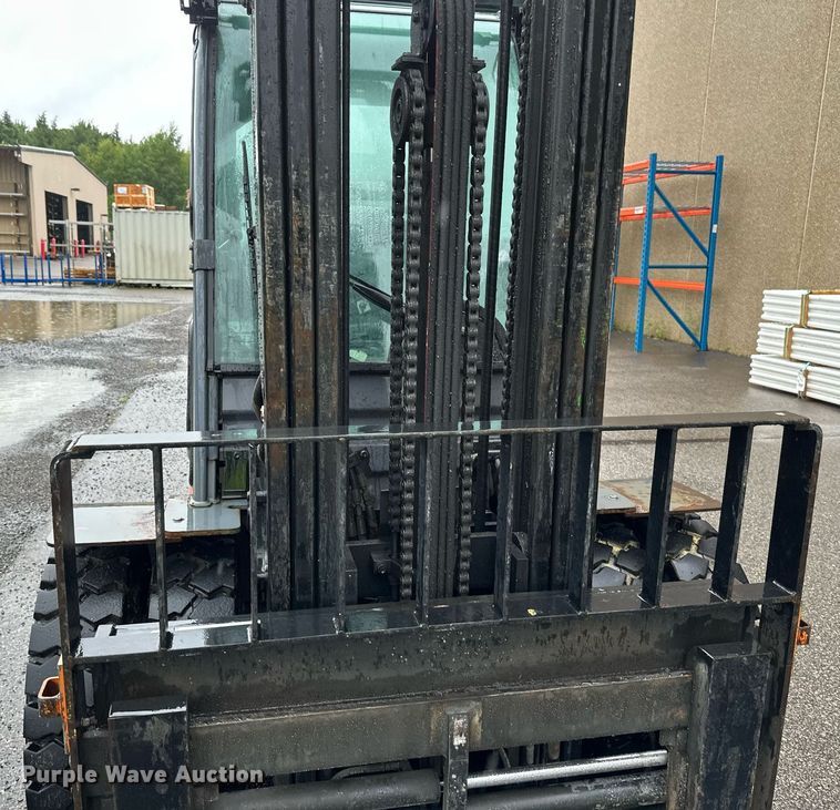 image for item EB2765 2015 Toyota 8FGU32 forklift