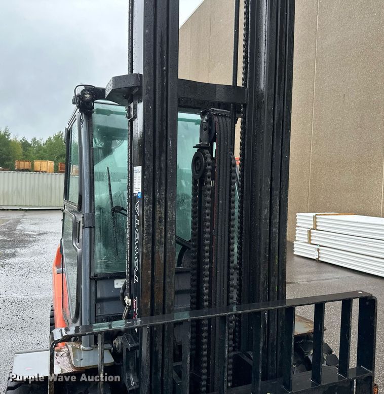 image for item EB2765 2015 Toyota 8FGU32 forklift