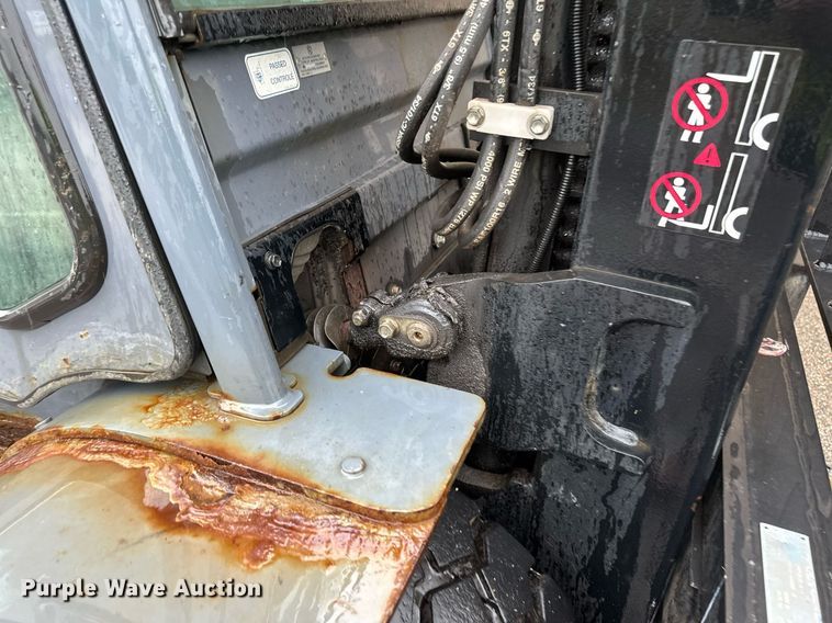 image for item EB2765 2015 Toyota 8FGU32 forklift