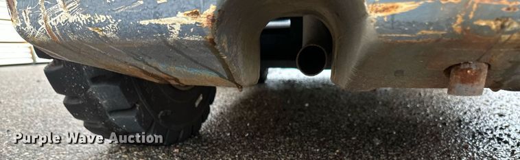 image for item EB2765 2015 Toyota 8FGU32 forklift