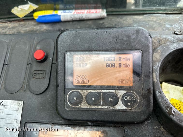 image for item EB2765 2015 Toyota 8FGU32 forklift