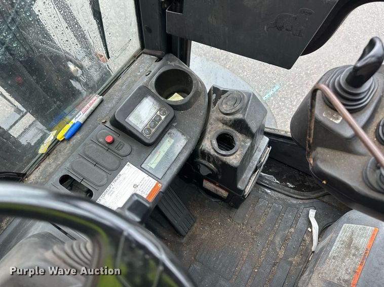 image for item EB2765 2015 Toyota 8FGU32 forklift