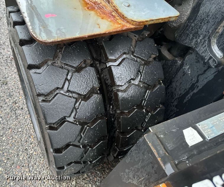 image for item EB2765 2015 Toyota 8FGU32 forklift