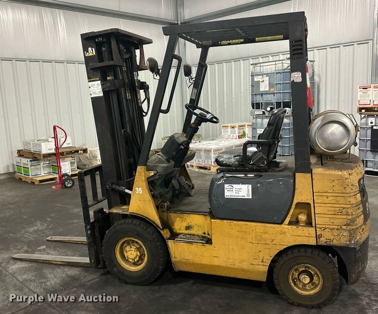 image for item EB2776 Caterpillar GP18 forklift