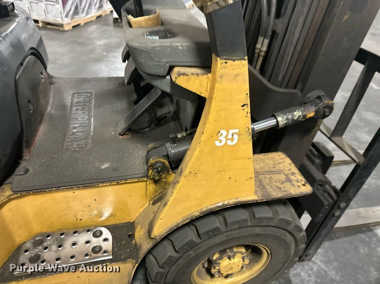image for item EB2776 Caterpillar GP18 forklift