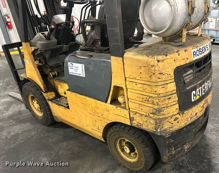 image for item EB2776 Caterpillar GP18 forklift