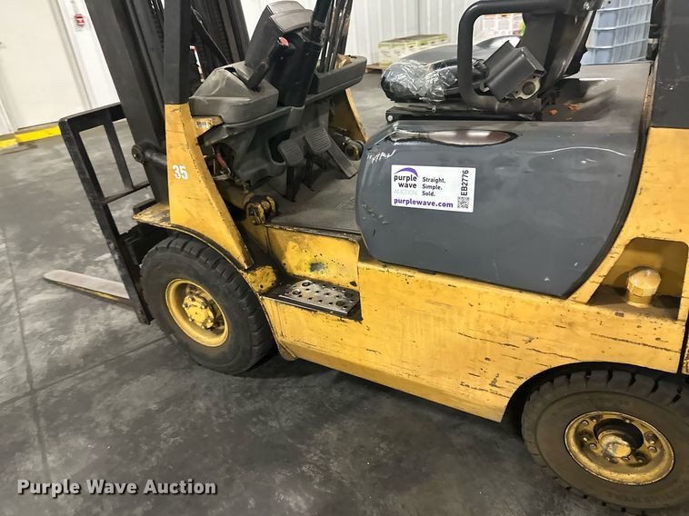 image for item EB2776 Caterpillar GP18 forklift