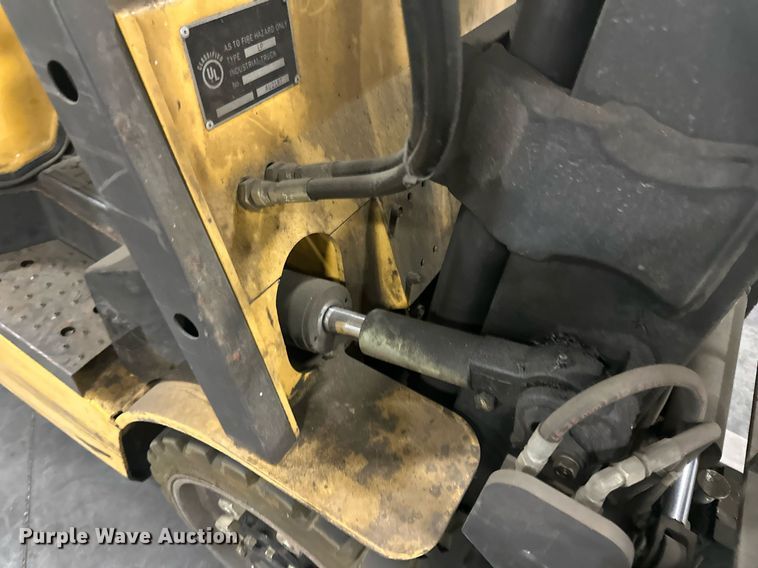 image for item EB2777 Caterpillar GC25K forklift
