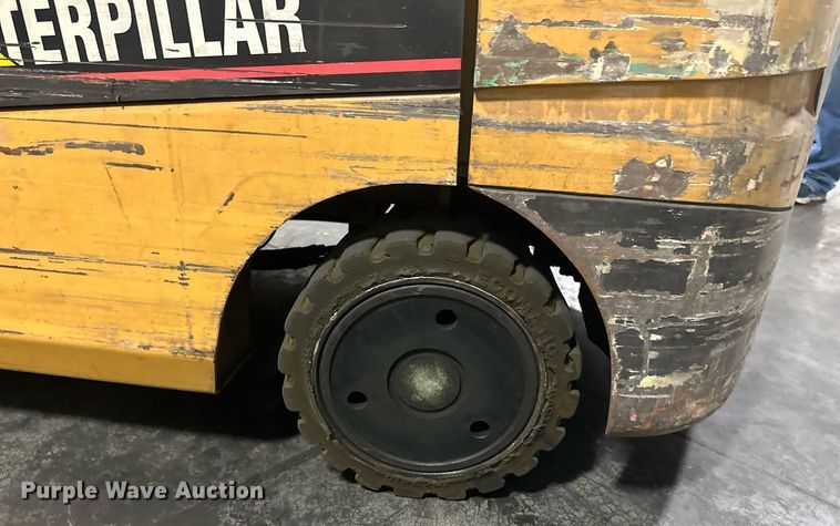 image for item EB2777 Caterpillar GC25K forklift