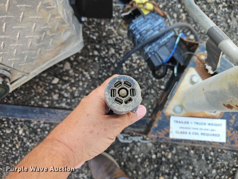 image for item EB8166 2016 MTPA  ProStar Windbreaker enclosed cargo trailer