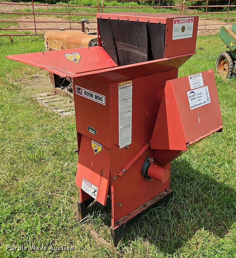 image for item EB8171 Bush Hog CS 100P wood chipper