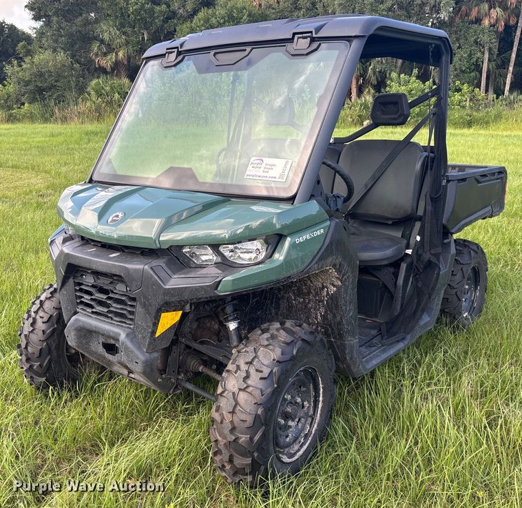 image for item EC3709 2023 Can-am Defender HD7 utility vehicle