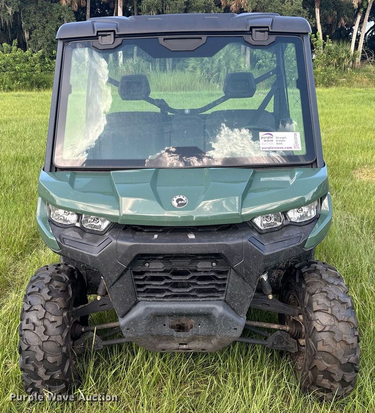 image for item EC3709 2023 Can-am Defender HD7 utility vehicle