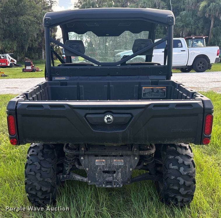 image for item EC3709 2023 Can-am Defender HD7 utility vehicle