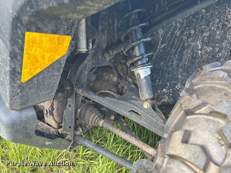 image for item EC3709 2023 Can-am Defender HD7 utility vehicle