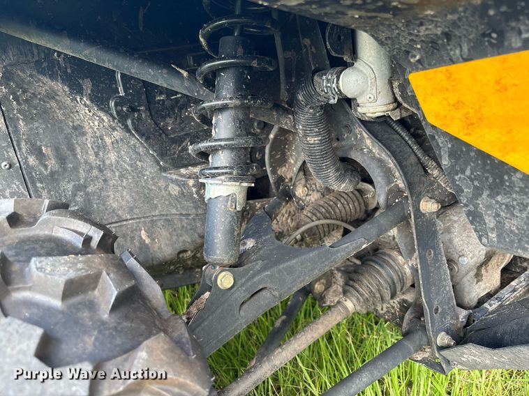 image for item EC3709 2023 Can-am Defender HD7 utility vehicle