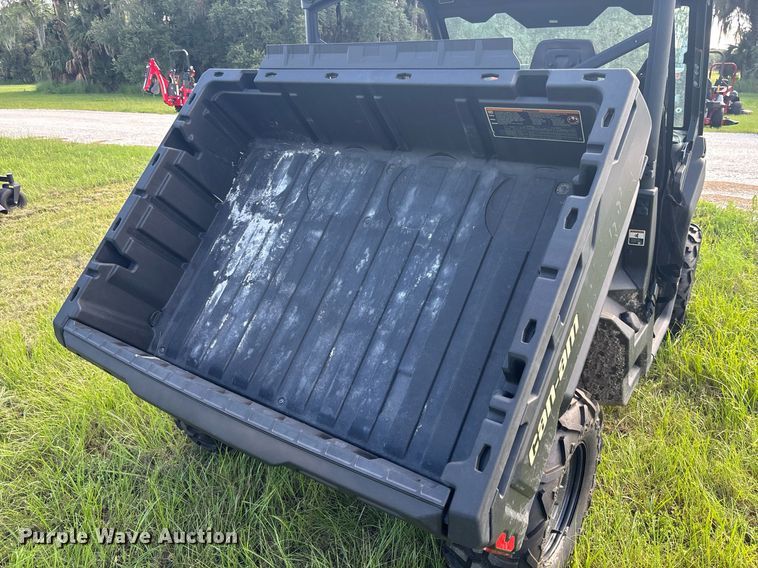 image for item EC3709 2023 Can-am Defender HD7 utility vehicle