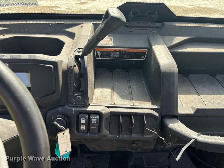 image for item EC3709 2023 Can-am Defender HD7 utility vehicle