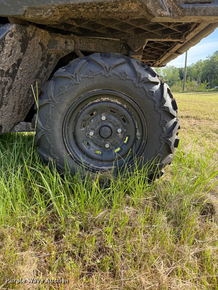 image for item EC3709 2023 Can-am Defender HD7 utility vehicle