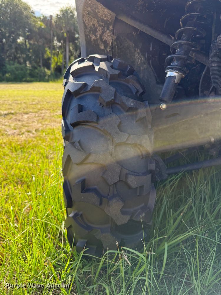 image for item EC3709 2023 Can-am Defender HD7 utility vehicle