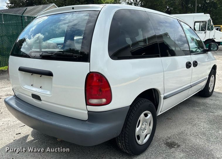 image for item EC3730 2000 Dodge Caravan van