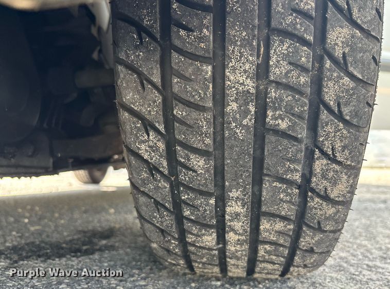 image for item EC3730 2000 Dodge Caravan van