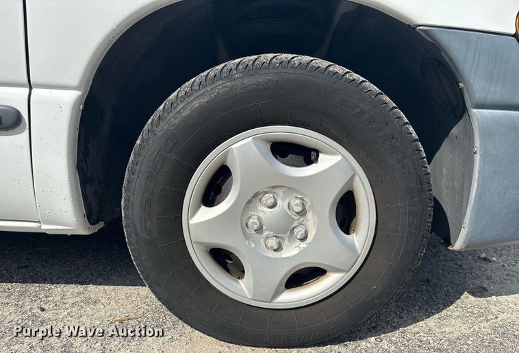 image for item EC3730 2000 Dodge Caravan van