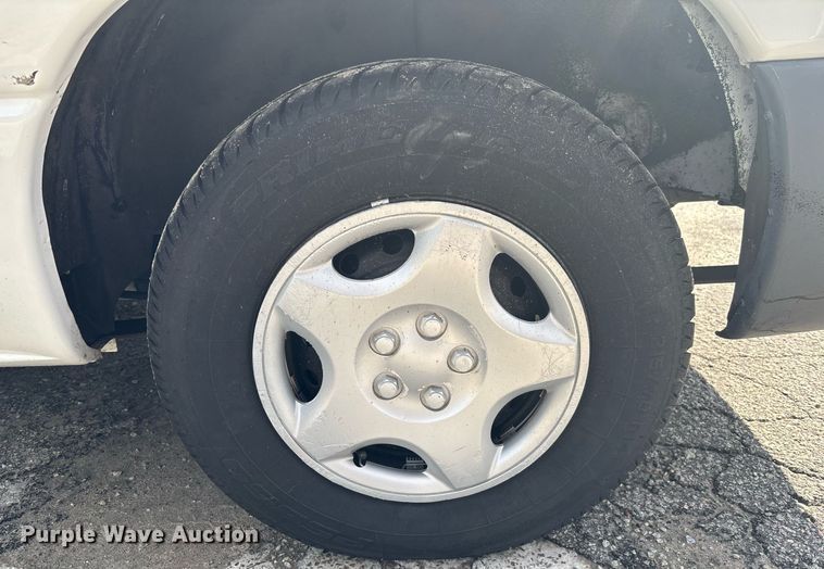 image for item EC3730 2000 Dodge Caravan van