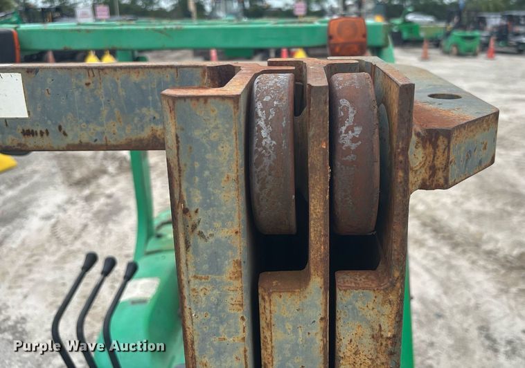 image for item EC3742 2011 Komatsu FG25T-16 forklift