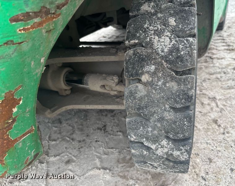 image for item EC3742 2011 Komatsu FG25T-16 forklift