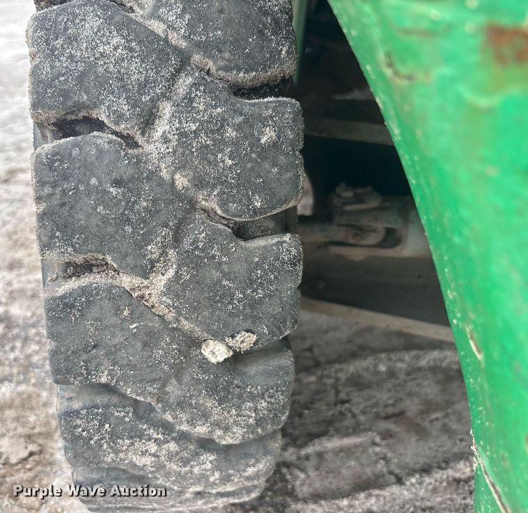 image for item EC3742 2011 Komatsu FG25T-16 forklift