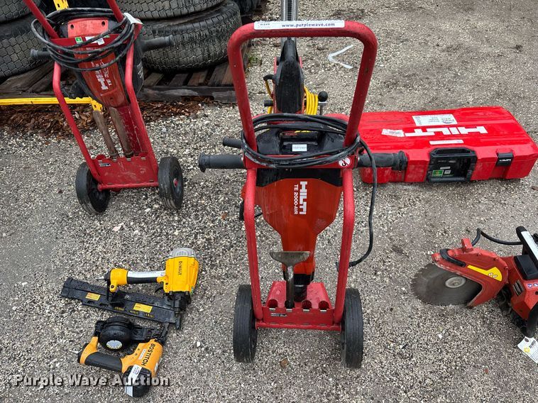 image for item EC3744 Tools