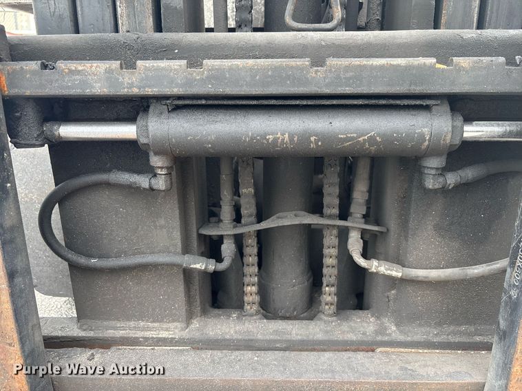 image for item EC3745 2015 Nissan AF35 forklift