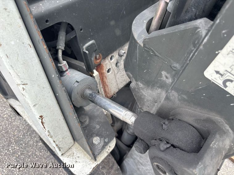 image for item EC3745 2015 Nissan AF35 forklift