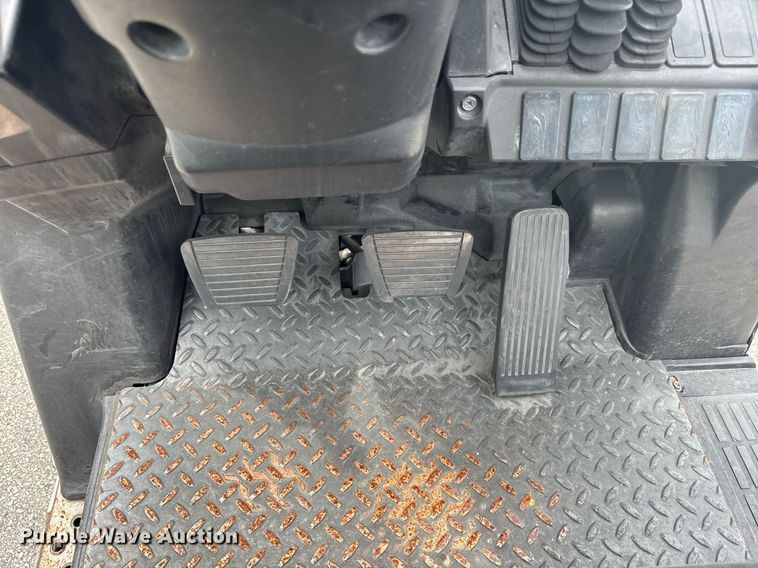 image for item EC3745 2015 Nissan AF35 forklift